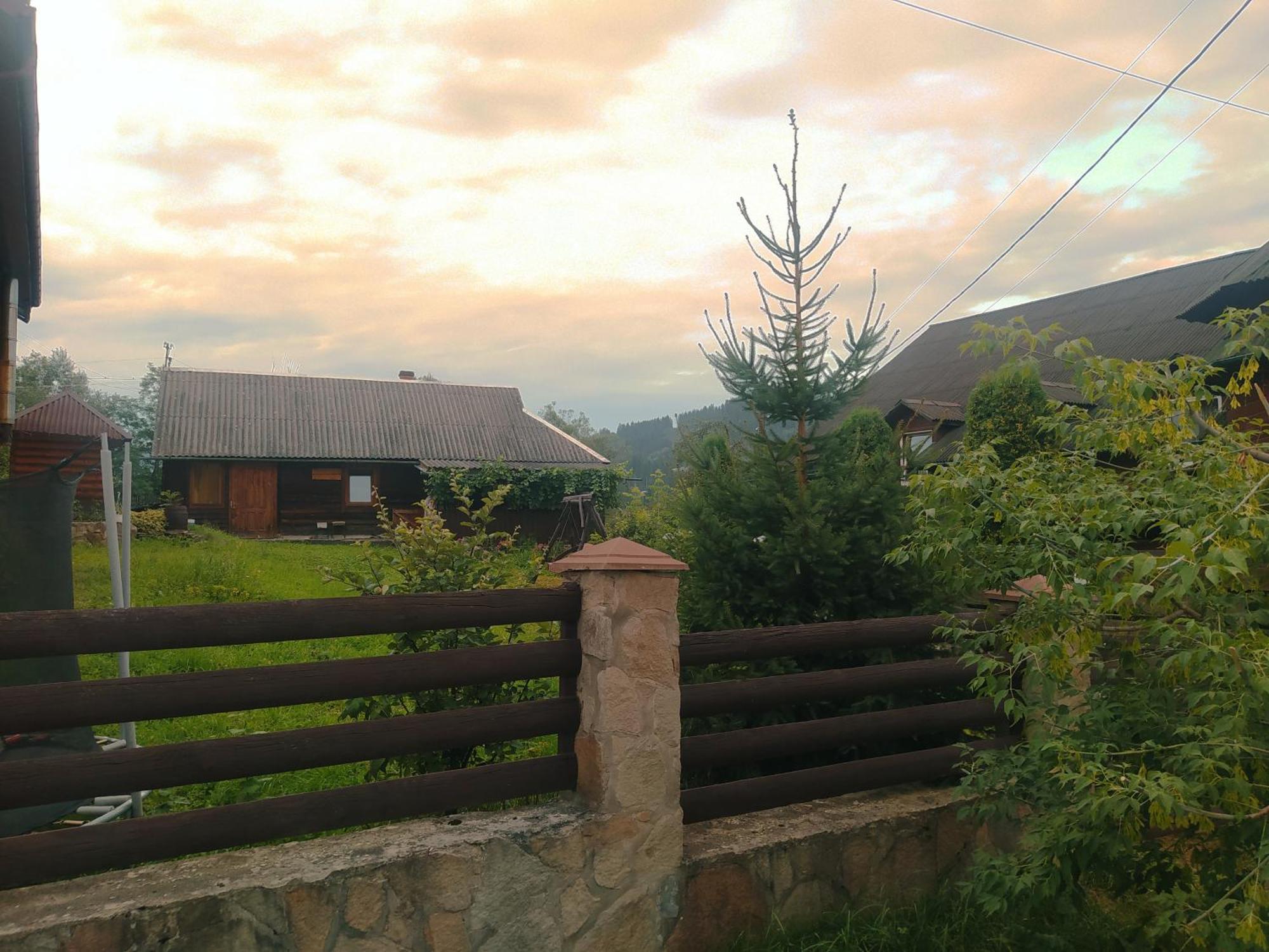 Starovitska Hata - Ethno-Cottage Верховина Екстериор снимка