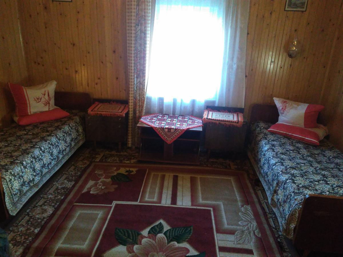 Starovitska Hata - Ethno-Cottage Верховина Екстериор снимка